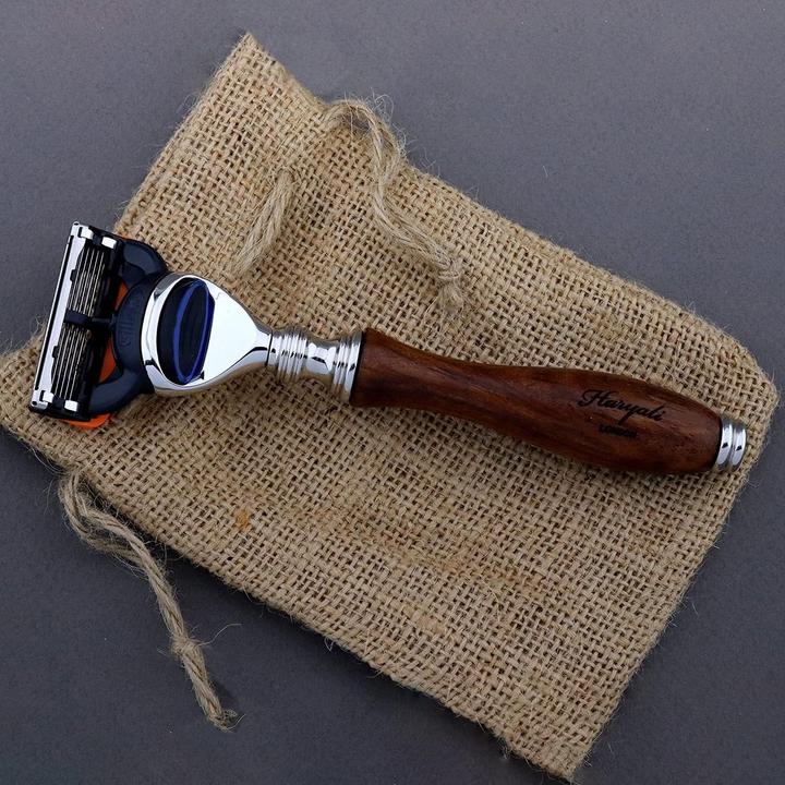 Actual product image ‎Haryali London 5-teiliges Rasierset