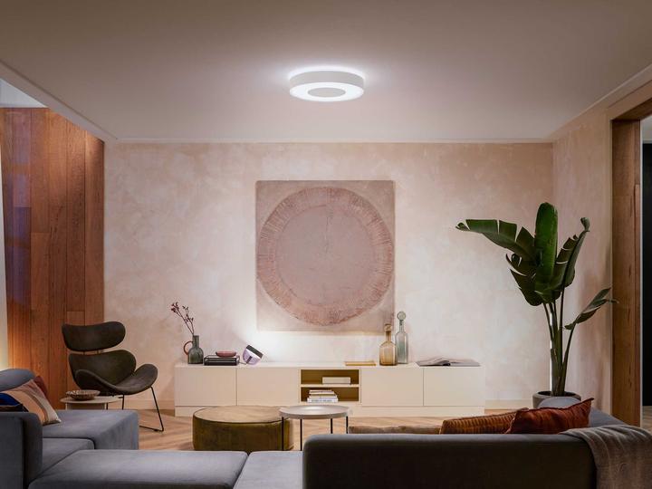 Actual product image Philips Hue White & Color Ambiance Infuse (3450 lm)