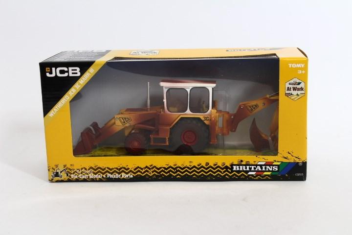 Actual product image Tomy Britains rusty excavator JCB 3CMarkIII 43280