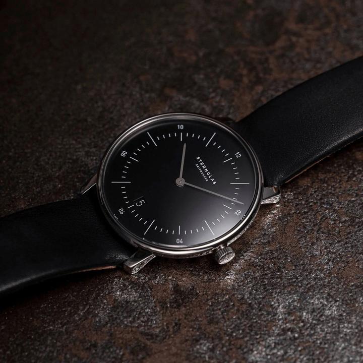 Actual product image Sternglas Naos S01-NA03-PR07 (Analogue wristwatch, 38 mm)