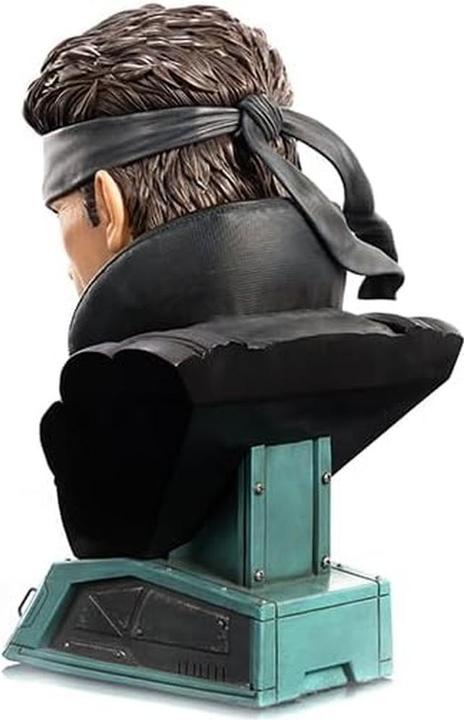 Actual product image First 4 Figures Metal Gear Solid buste Grand Scale Solid Snake 31 cm