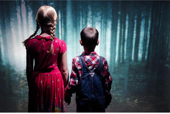 Actual product image Spiffy Light Blaster Creative Kit - Backdrops