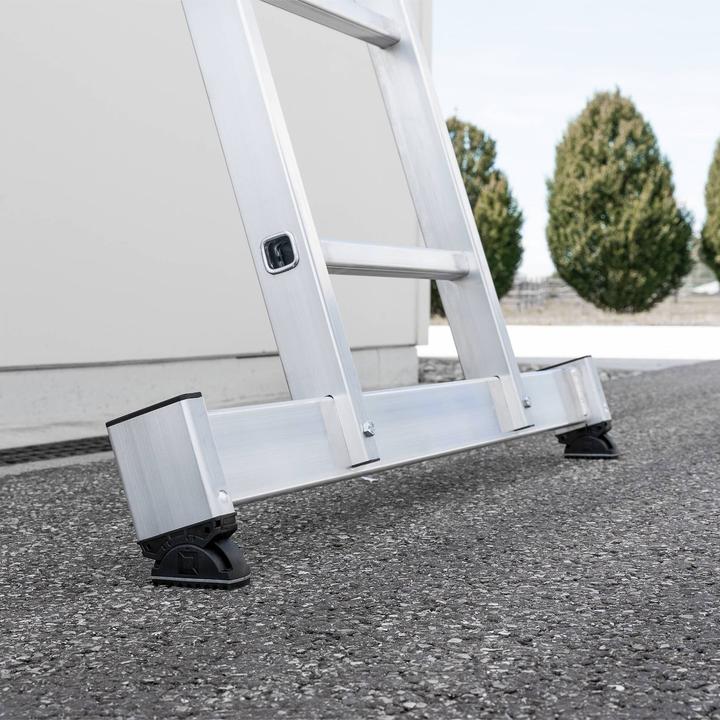 Produktbild kaiserkraft Vielzweckleiter 4-teilig mit nivello-Traverse 4x3 Sprossen (Mehrzweckleiter, 365 cm)