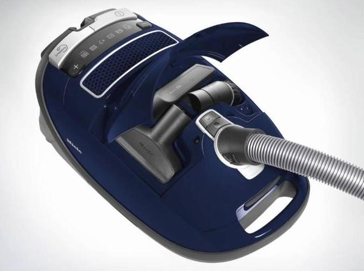 Actual product image Miele Complete C3 Active Parquet SGDF3