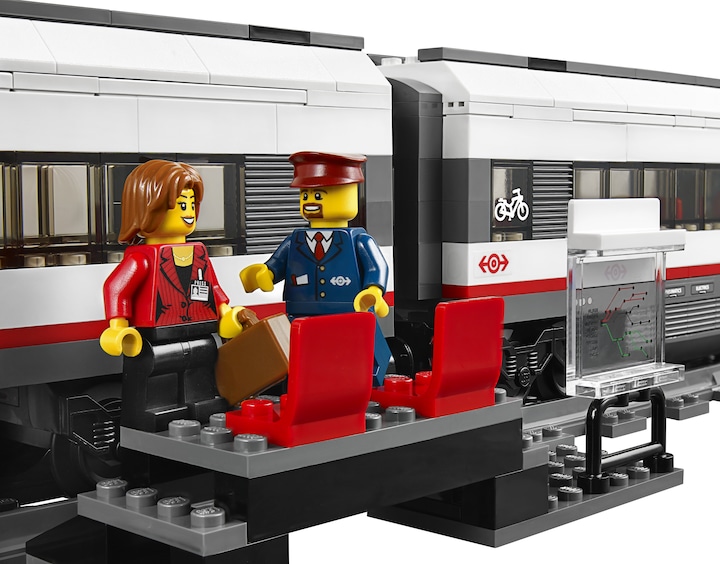 Actual product image LEGO City High Speed Train (60051, LEGO City)