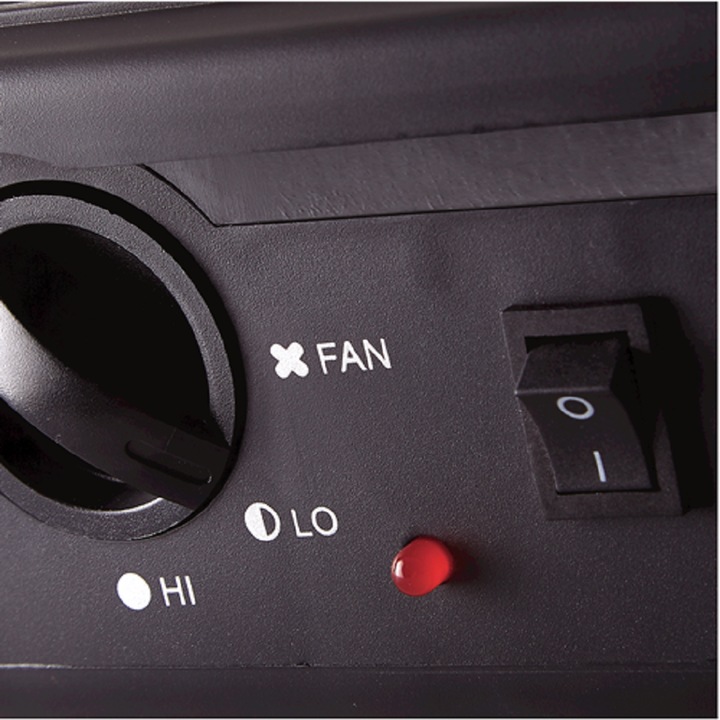 Actual product image Fellowes Footrest with temperature control (41.5 x 24.5 x 15 cm)