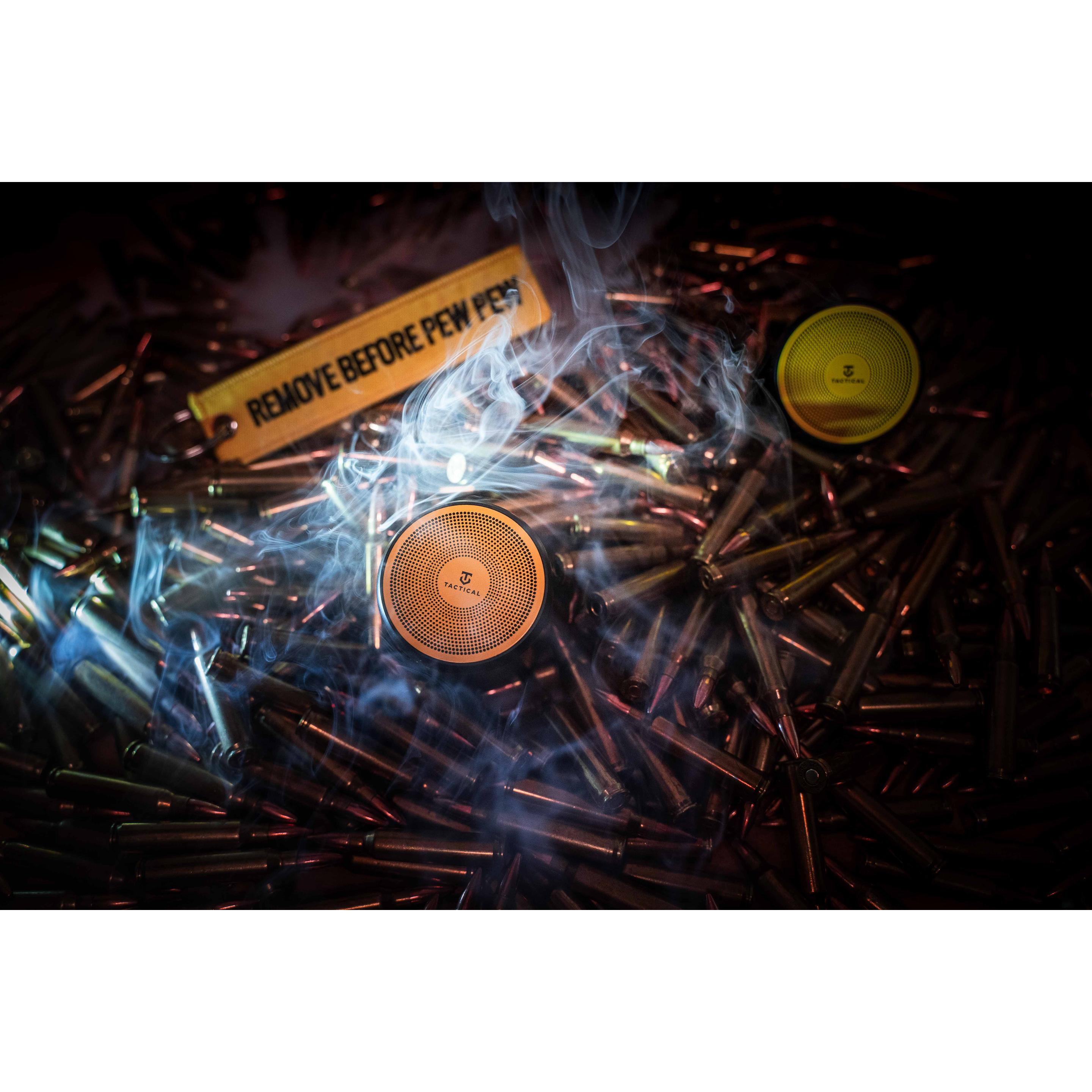 Tactical StrikeBase Bravo / Kabelloser Lautsprecher / Bluetooth / USB-C / IPX67, Altoparlante Bluetooth