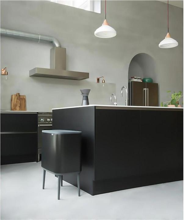 Actual product image Brabantia Recycling Bin Bo Touch Bin black (33 l)