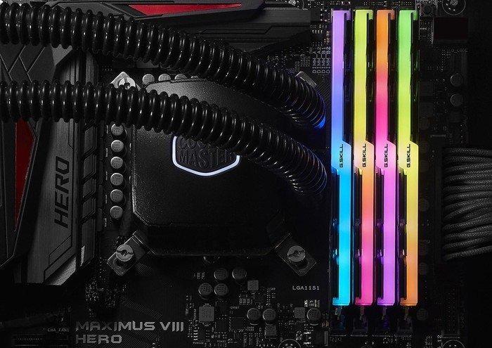 Produktbild G.Skill Trident Z RGB (4 x 8GB, 3000 MHz, DDR4-RAM, DIMM)