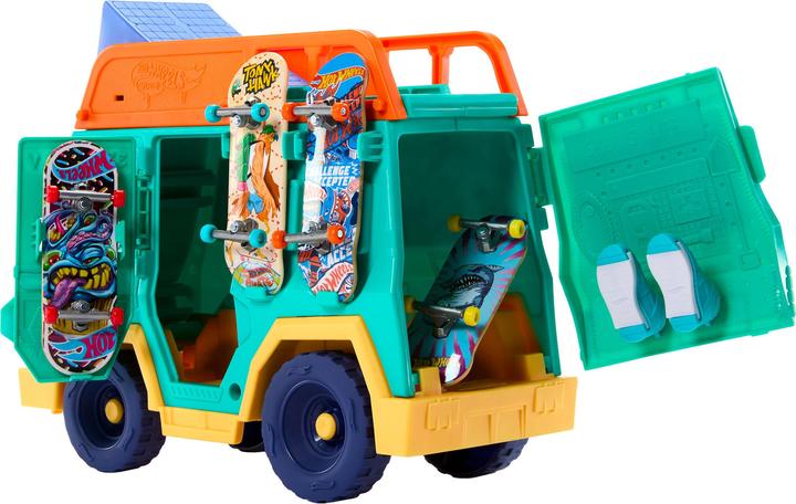 Actual product image Hot Wheels Skate Skatervan