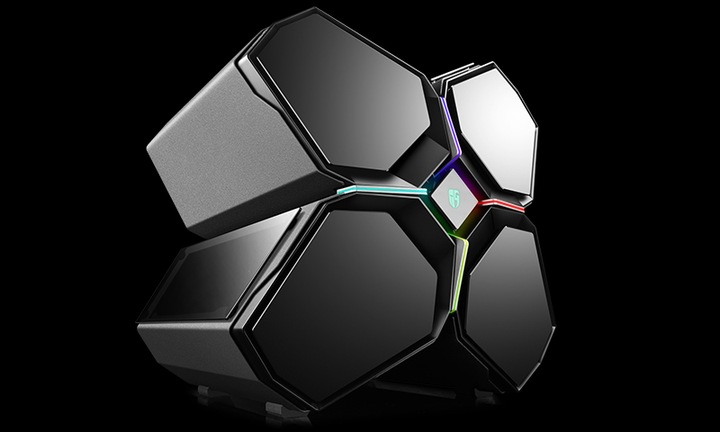 Actual product image Deepcool Quadstellar (ATX, Mini-ITX, E-ATX)