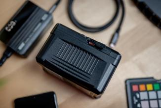 Actual product image Newell BP-190 LCD-V-Mount-Akku (Camera battery)