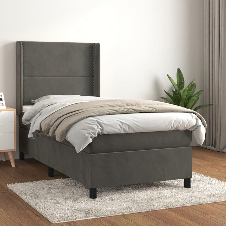 Gris foncé