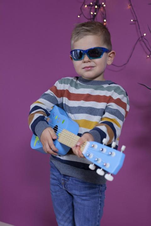 Actual product image Eichhorn Music wooden guitar (German, French, English, Italian)