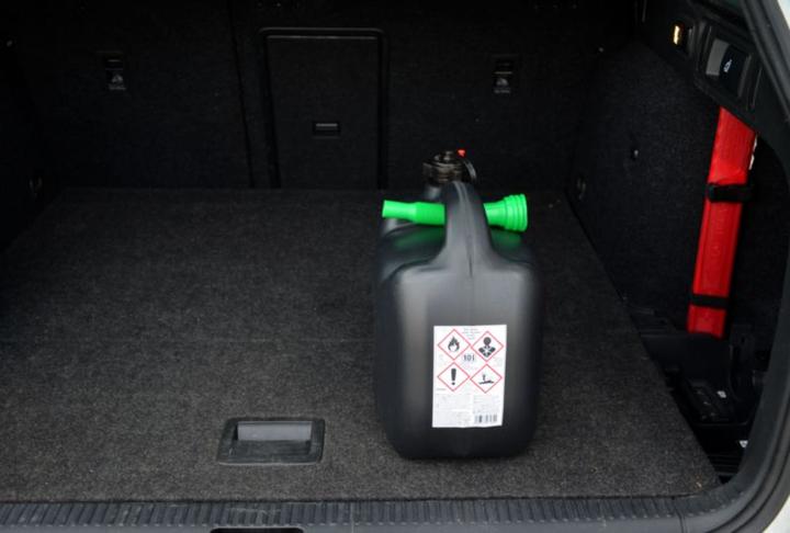 Immagine prodotto Cartrend Bomboletta benzina Inha