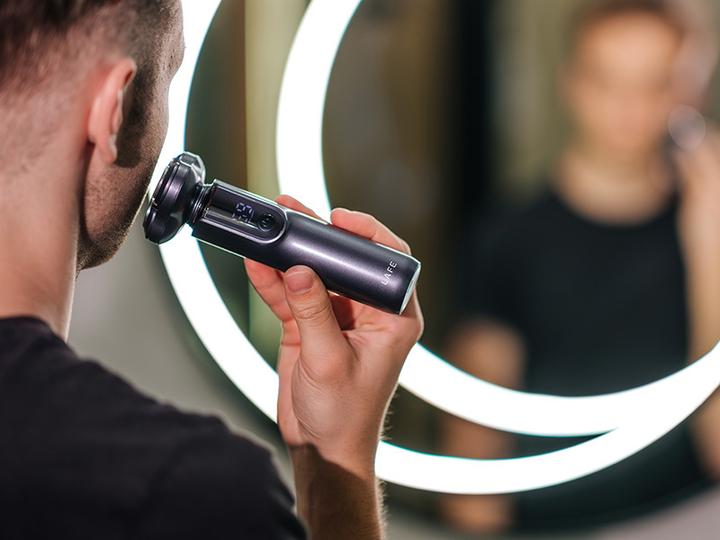 Actual product image Lafe 47537 GLR001 Man Shaver