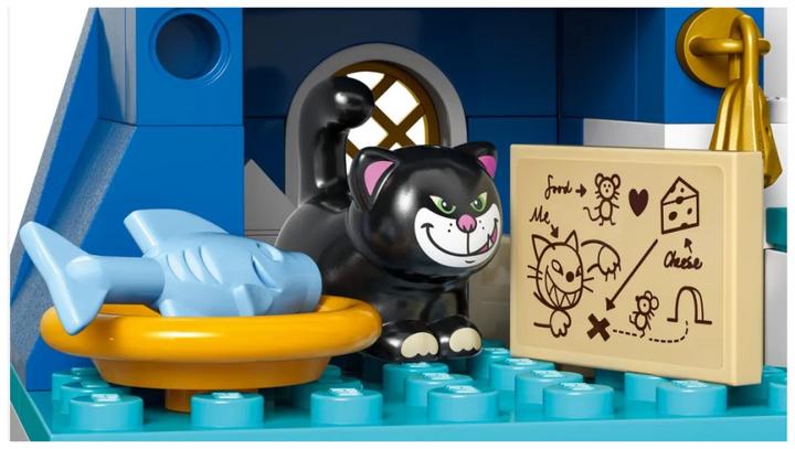 Image du produit LEGO Cinderellas Schloss und Pferdekutsche (43275, LEGO Disney)