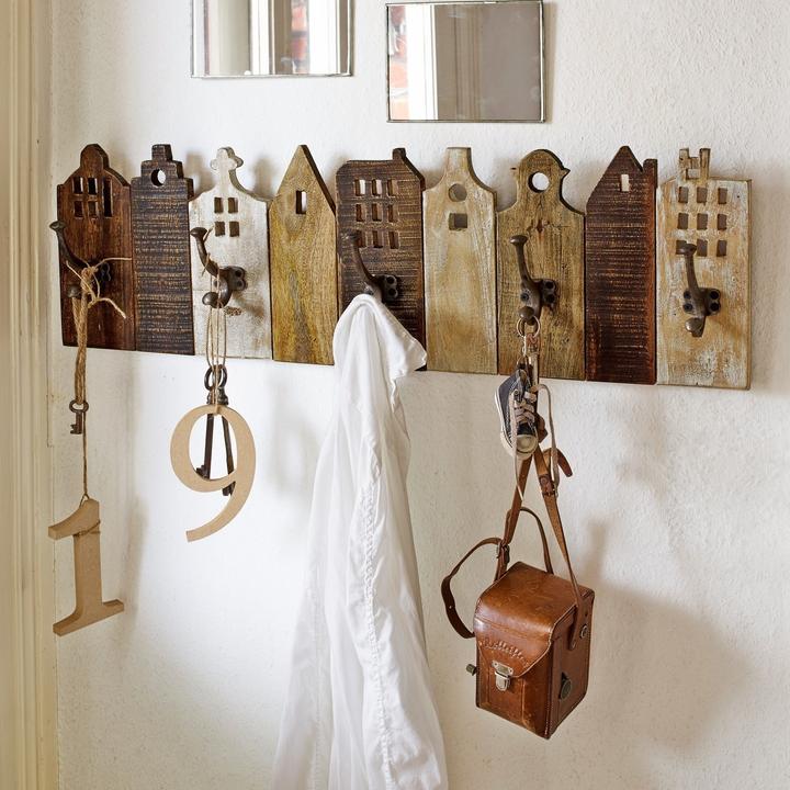 Actual product image Loberon Hook board Pettis