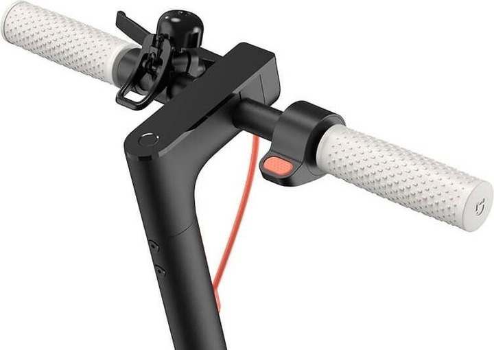 Image du produit Xiaomi Mi scooter électrique 3 Scandinavische editie (20 km/h, 30 km, 300 W)