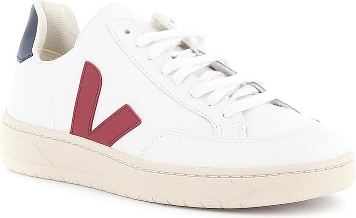 Actual product image Veja V-12 (39)