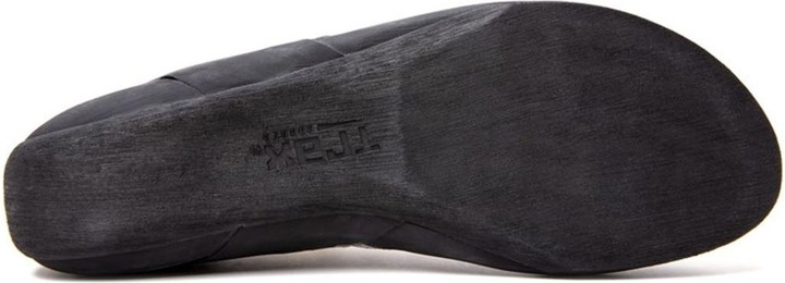 Actual product image Evolv Defy Lace (15)