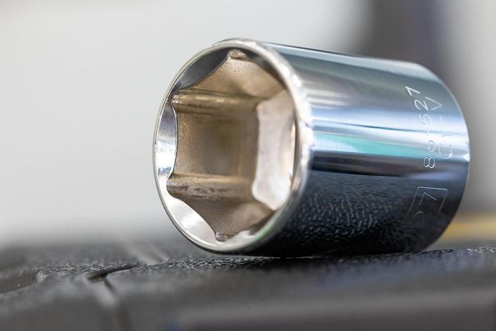 Produktbild Stanley Steckschlüsselsatz, 72-teilig, 1/2 Zoll, 1/4 Zoll, Vierkant, Typ Steckschlüssel- und Ratsch (21 mm)