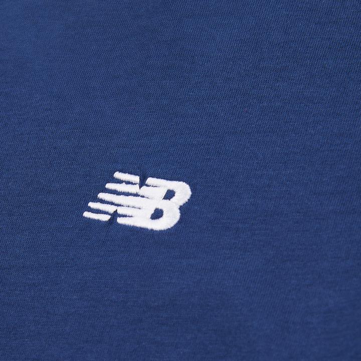 Produktbild New Balance B Jersey Small Logo Tee (140)