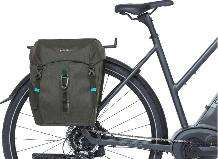 Actual product image Basil Discovery 365D (18 l, Rear rack bag)