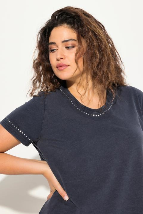 Image du produit Ulla Popken T-shirt cold dyed. Rivets fantaisie, col en V et manches courtes. (46, 48)