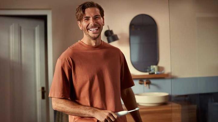 Actual product image Philips Sonicare Series 5500