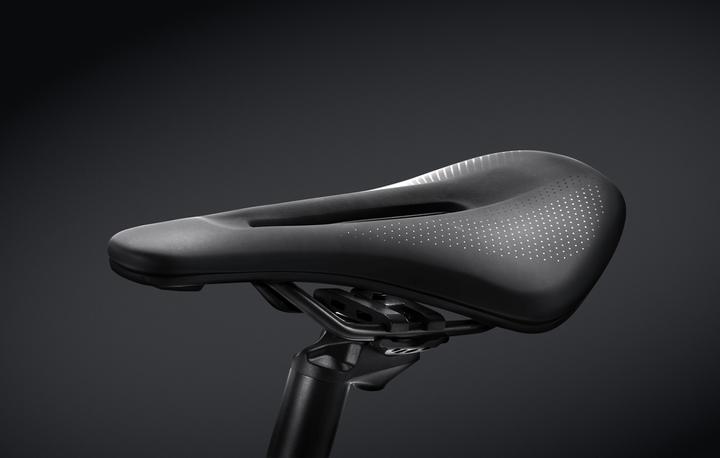 Actual product image MV Agusta Amo R (39.37 cm)
