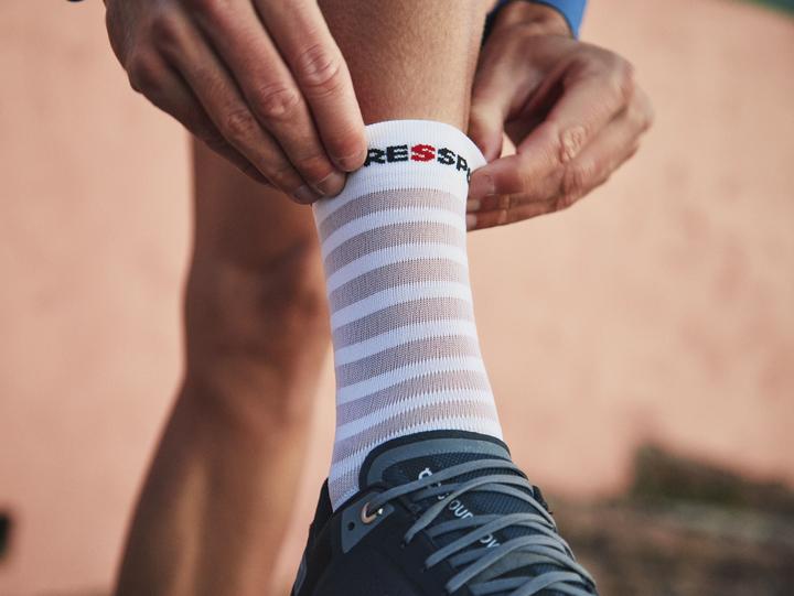 Produktbild Compressport Pro Racing Socks v4.0 Ultralight Run High (39 - 41)