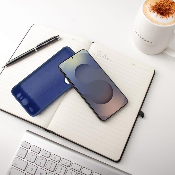 Produktbild Cadorabo Hülle für Samsung Galaxy S25 Ultra im Liquid Case Design (Samsung Galaxy S25 Ultra)