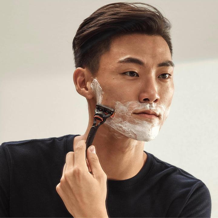 Actual product image Gillette Fusion5