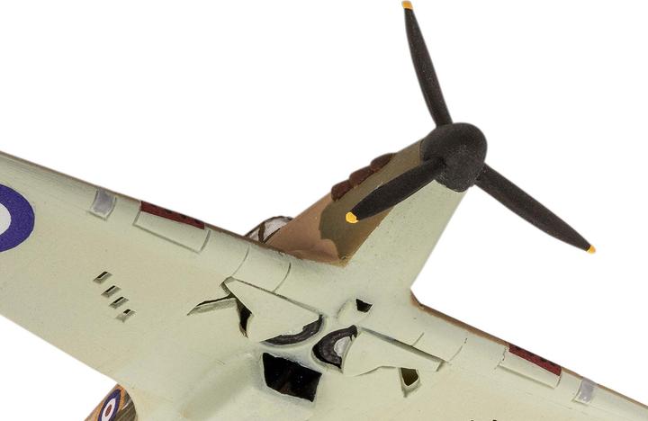 Actual product image Revell Starter Kit Spitfire Mk1a und Hurricane Mk1
