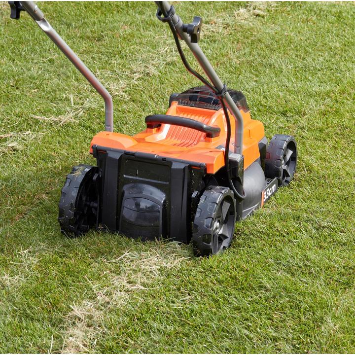 Actual product image Black & Decker BCMW33184L2 Kit (Rechargeable battery operated)