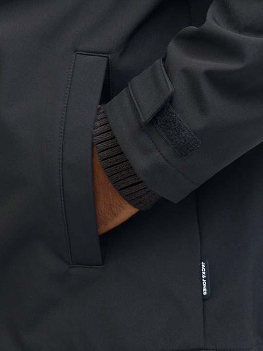 Actual product image Jack & Jones Plus Size Softshell Jacke Softshell Jacke (5XL)