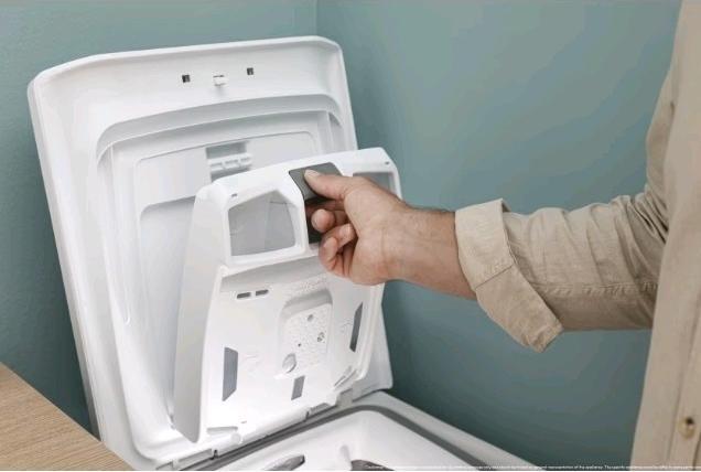 Actual product image Candy TCA473D3-S Washing Machine Top Loading 7Kg 1400 (7 kg, Downwards)