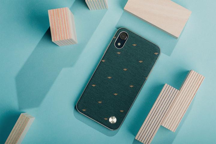 Actual product image Moshi Vesta (Apple iPhone XR)