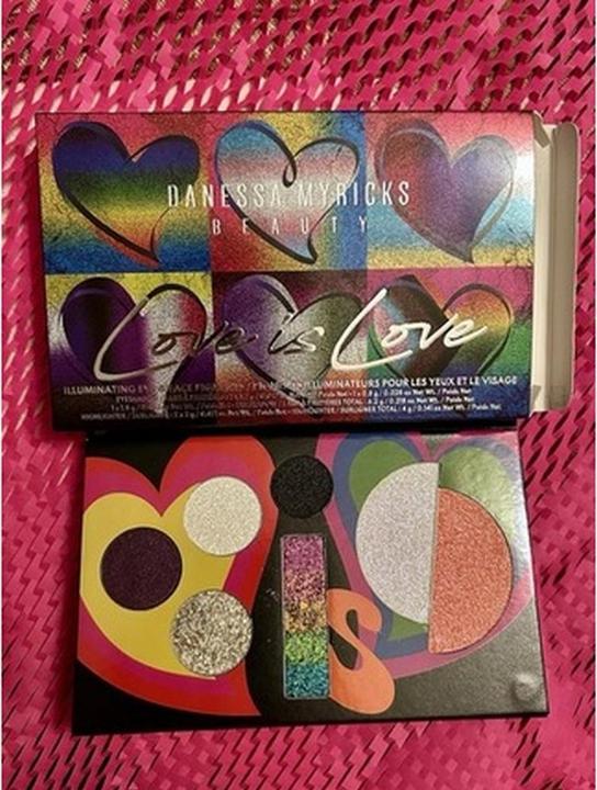 Immagine prodotto Danessa Myricks L'Amore Della Paletta Dell'Orgoglio è Amore (L'amore è amore)