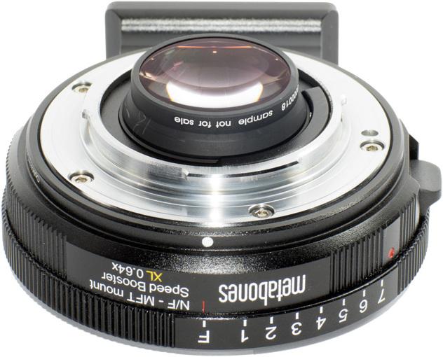 Produktbild Metabones Speed Booster XL Nikon G Objektiv an MFT Kamera