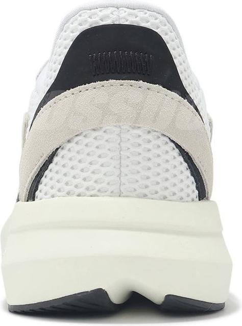 Produktbild Adidas Lightblaze (46)