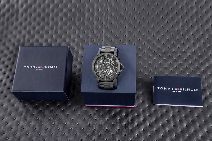 Actual product image Tommy Hilfiger Henry (Analogue wristwatch, 44 mm)