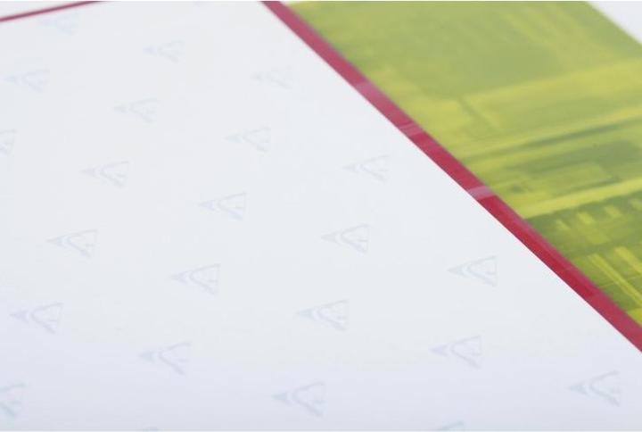 Actual product image Clairefontaine Metric (A4+, Checked, Hardcover)