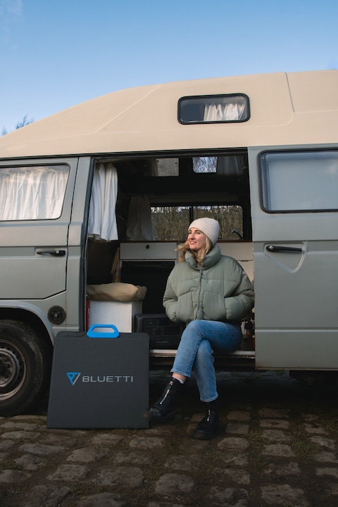 Image du produit Bluetti PV200 (200 W, 7.30 kg)
