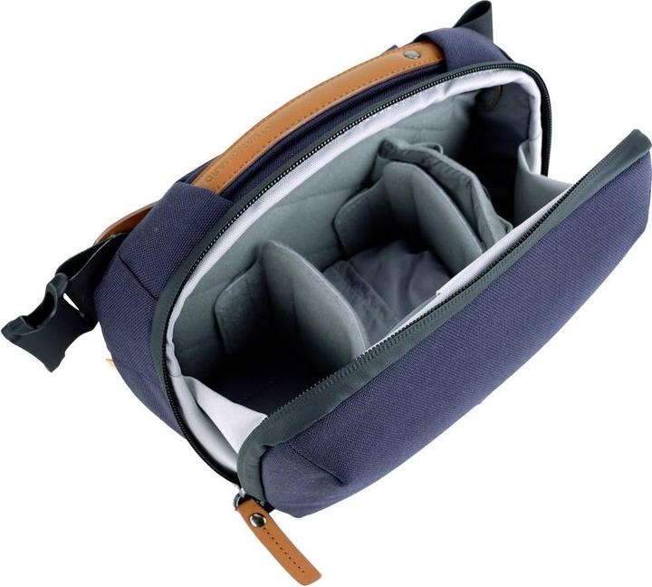 Actual product image Vanguard VEO CITY CB24 NV (Camera shoulder bag, 3 l)