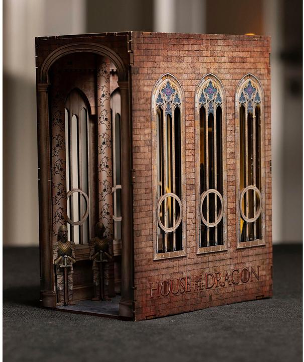 Actual product image Revell Tiny Adventure Iron Throne - House of the Dragon