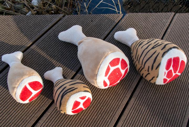 Immagine prodotto Karlie Schinkenkeule (Cane di peluche)
