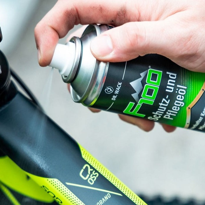 Actual product image F100 Bike care oil (300 ml, Care set)