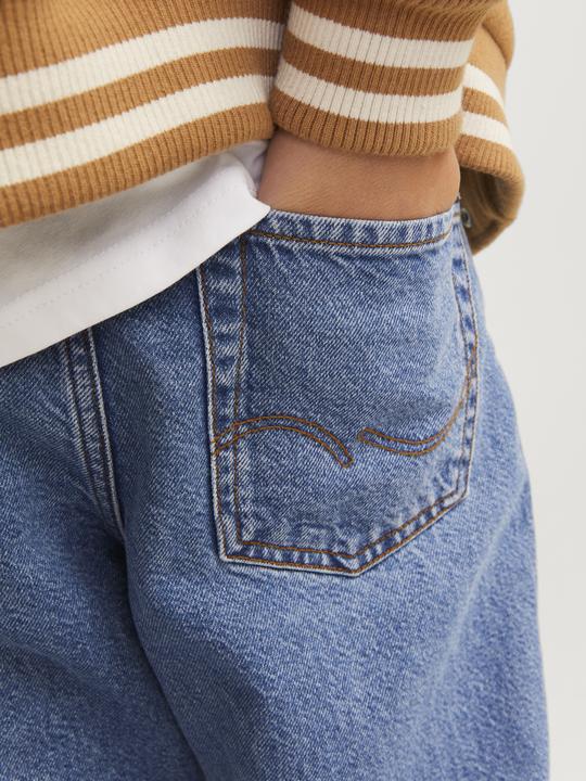 Actual product image Jack & Jones JJICHRIS JJORIGINAL SQ 042 JNR Relaxed Fit Jeans Junior Relaxed Fit Jeans (134)